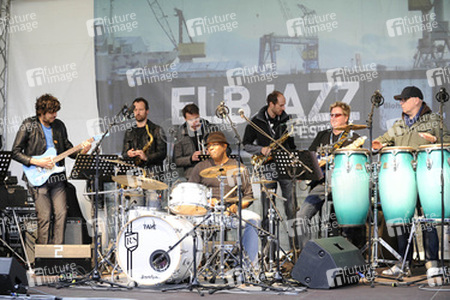 Robbie Smith & Funky Brass