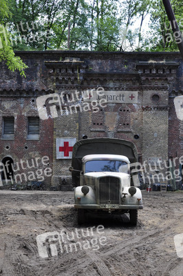 Am Filmset von 'Unsere Mütter, unsere Väter'