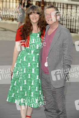 John Hurt mit Gattin