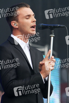 Theo Hutchcraft (Hurts)