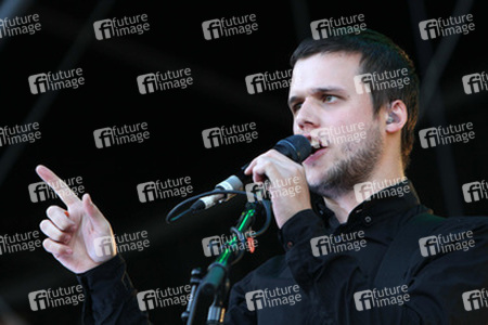 Harry McVeigh (White Lies)