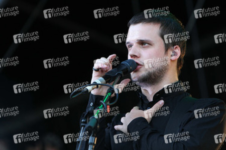 Harry McVeigh (White Lies)