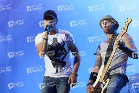 Brad Arnold, Todd Harrell (3 Doors Down)