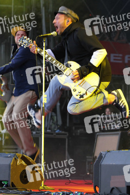 Torsten Scholz, Arnim Teutoburg-Weiß (Beatsteaks)