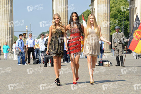 Jana Beller, Rebecca Mir, Amelie Klever