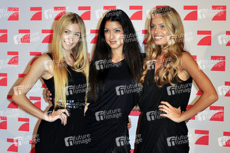 Amelie Klever, Rebecca Mir, Jana Beller