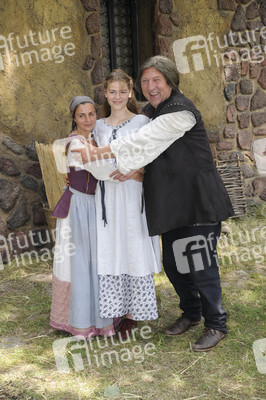 Naomi Krauss, Llewellyn Reichman, Veit Stübner