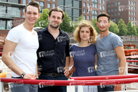 Vladimir Burlakov, Stefan Gieren, Liv Lisa Fries, Arnel Taci