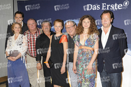 Maria Simon, Charly Hübner, Wolfgang Winkler, Isabell Gerschke, Jaecki Schwarz, Anna Maria Sturm, Matthias Brandt