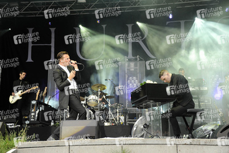 Theo Hutchcraft, Adam Anderson (Hurts)