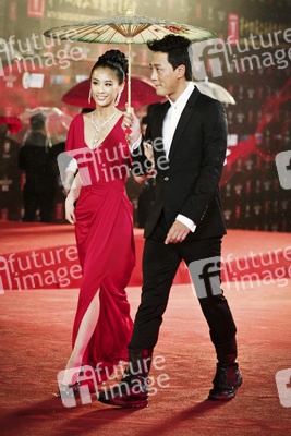 Eva Huang / Shengyi Huang, Raymond Lam