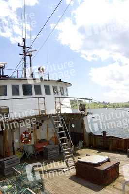 Dukes Boot Cape Rouge aus der TV-Serie 'Haven'