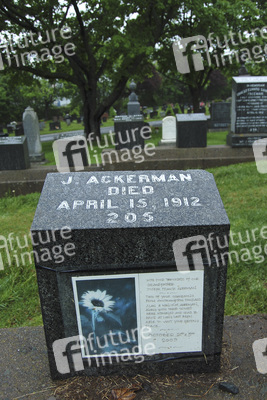 Fairfield Friedhof mit den Gräbern von Titanic Opfern