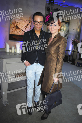 Julian F.M. Stoeckel, Lulu Krupp