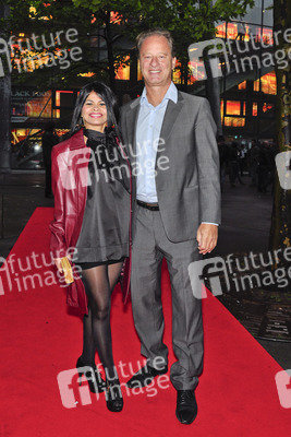 Tom Gerhardt mit Freundin Nadja da Silva