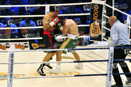 Felix Sturm, Matthew Macklin