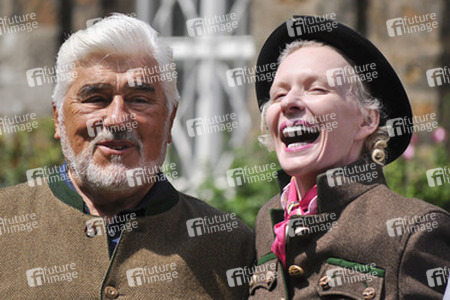 Mario Adorf, Sunnyi Melles