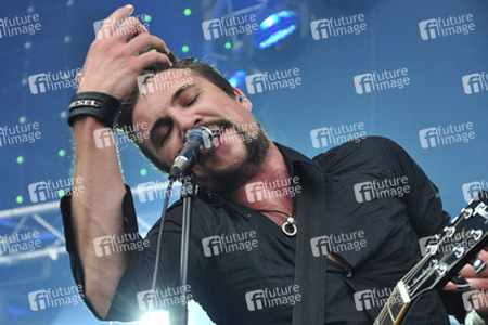 Adam Grahn (Royal Republic)