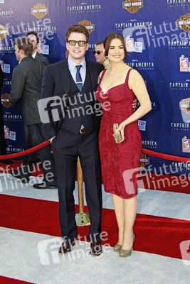 Chris Evans, Hayley Atwell