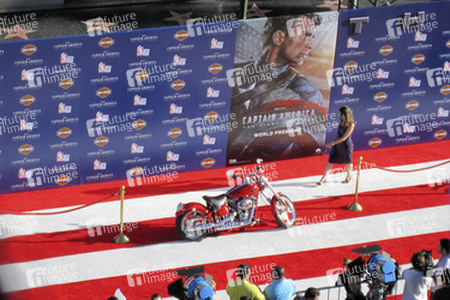 Filmplakat am roten Teppich