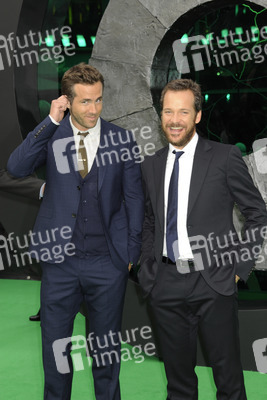 Ryan Reynolds, Peter Sarsgaard