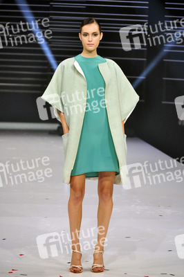 Model der Fashionshow Perret Schaad