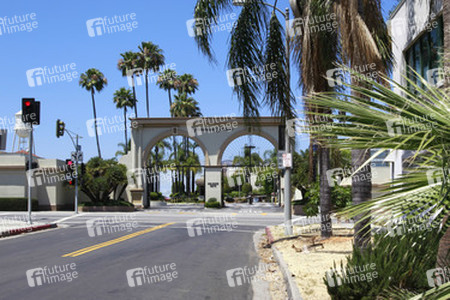 Paramount Pictures Studio, Melrose Gate