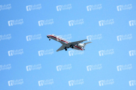 Startendes Flugzeug am Los Angeles International Airport (LAX)