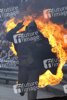 Die Stuntshow im Vulkan