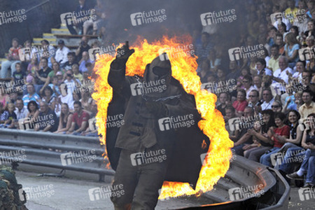 Die Stuntshow im Vulkan
