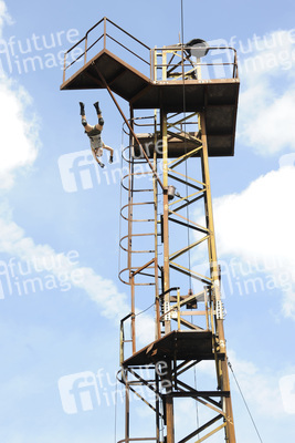 Die Stuntshow im Vulkan