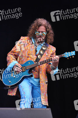 Buzz Dee (Knorkator)