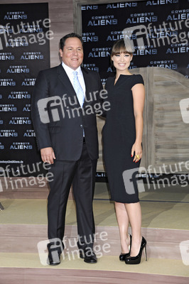John Favreau, Olivia Wilde