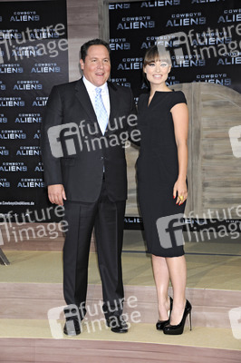 John Favreau, Olivia Wilde