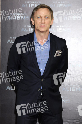 Daniel Craig