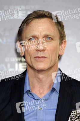 Daniel Craig