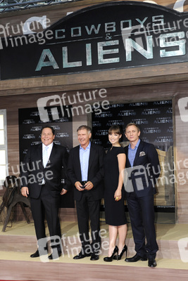 John Favreau, Harrison Ford, Olivia Wilde, Daniel Craig