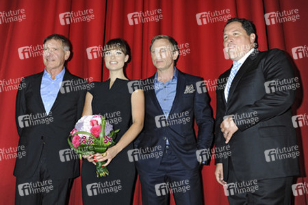 Harrison Ford, Olivia Wilde, Daniel Craig, John Favreau