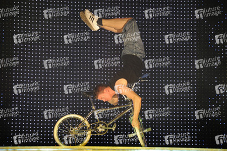 'Forever Young' Cast