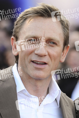 Daniel Craig