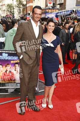 Belinda Stewart-Wilson mit Begleitung