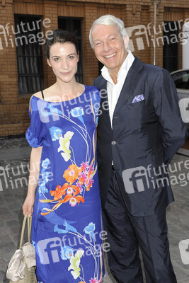 Jo Groebel mit Rosa Rosowski