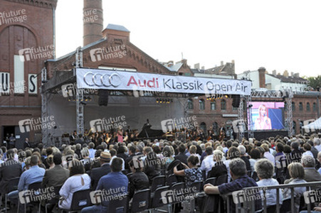 Berliner Symphoniker und Konzertbesucher