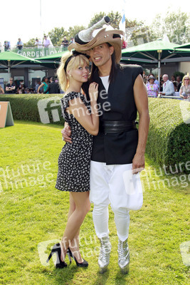 Louisa Mazzurana, Jorge Gonzalez