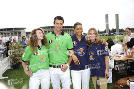 Anna Maria Sturm, Gregor Törzs, Annabelle Mandeng, Nadeshda Brennicke