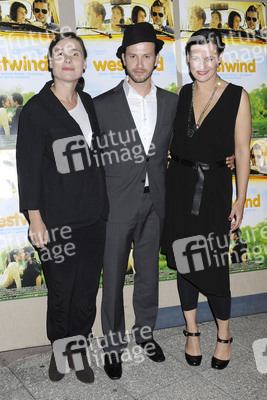 Susann Schimk mit Schwester Doreen Schimk, Franz Dinda