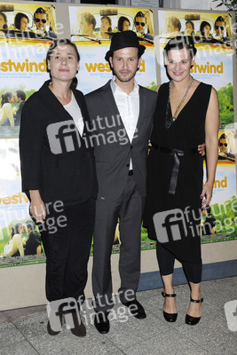 Susann Schimk mit Schwester Doreen Schimk, Franz Dinda