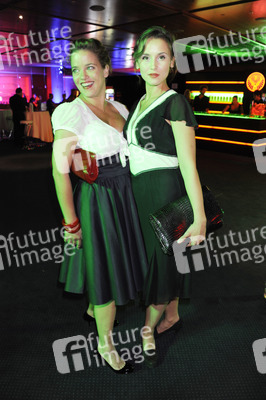 Muriel Baumeister und Schwester Peri Baumeister