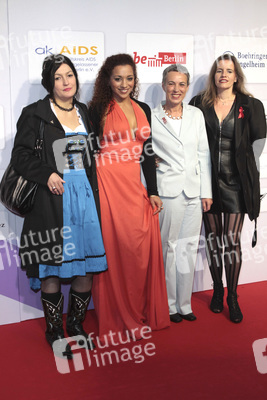 Nadja Benaissa (No Angels) mit Gästen