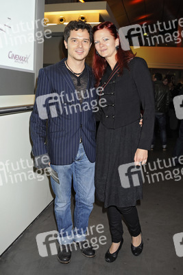 Felix Isenbügel, Nicole Gerlach